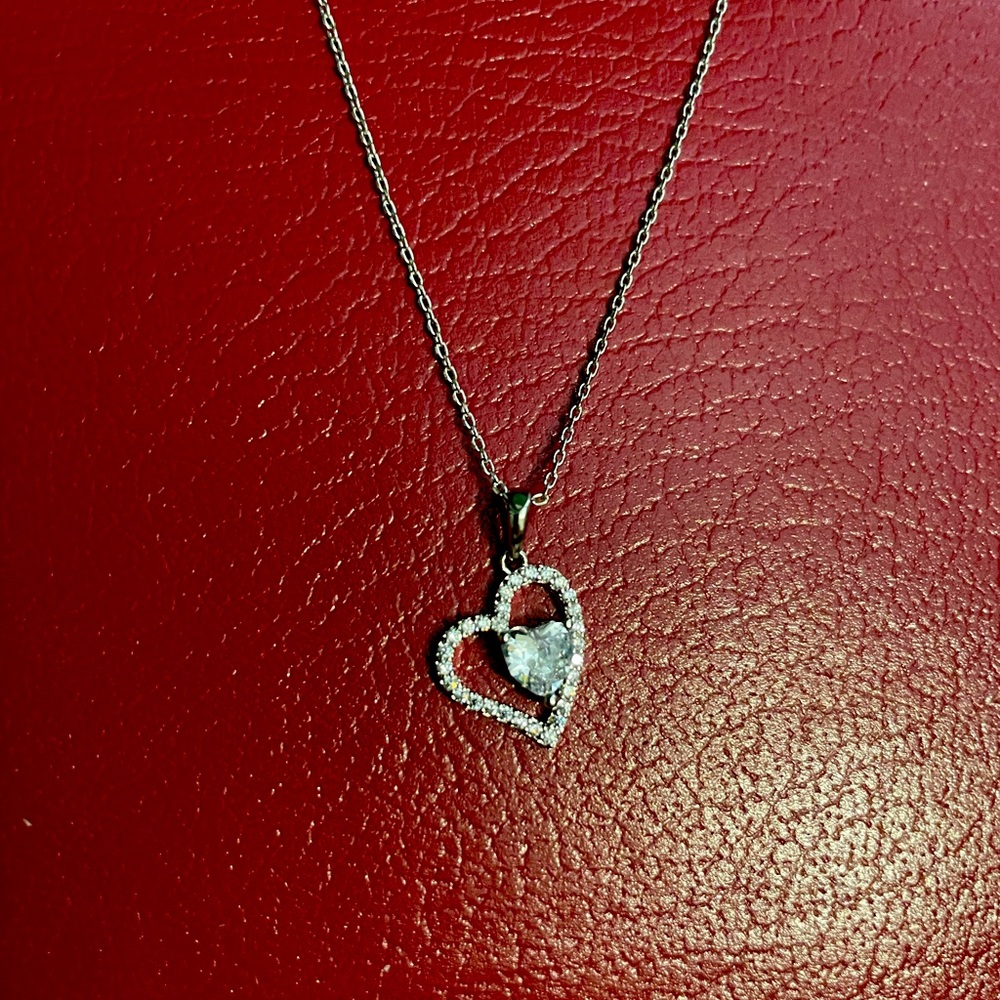 Silver Charmed Aroma Heart Stone Necklace - Picture 1 of 2